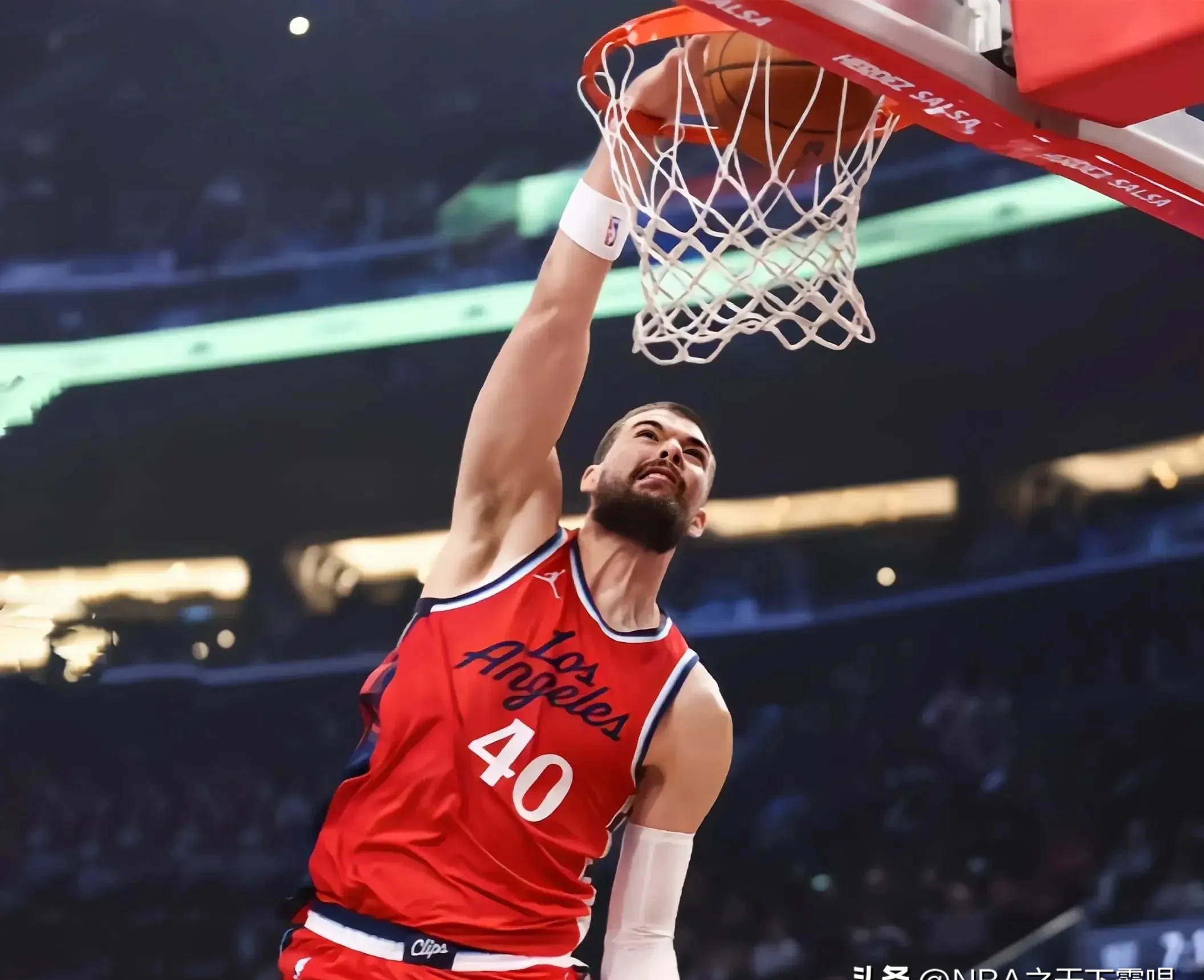 转折点！洛杉矶快船状态回暖，欧超杯赛后攻防权衡，悬念犹存，球队文化再被提及的简单介绍